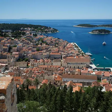 Varda - Latica Vila Hvar Town