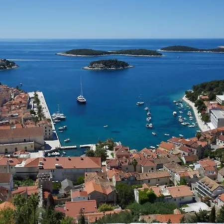 Villa Varda - Latica