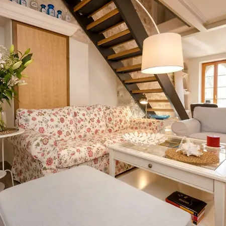 Villa Varda - Latica